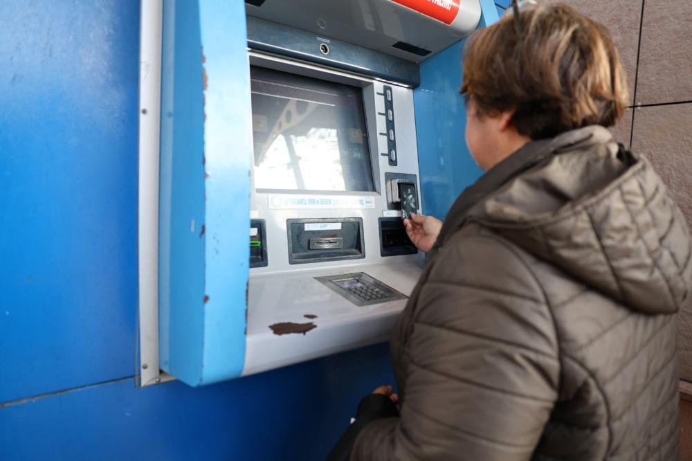 ESKİ’DEN TEMASSIZ KREDİ KARTI İLE SU YÜKLEME DÖNEMİ BAŞLADI