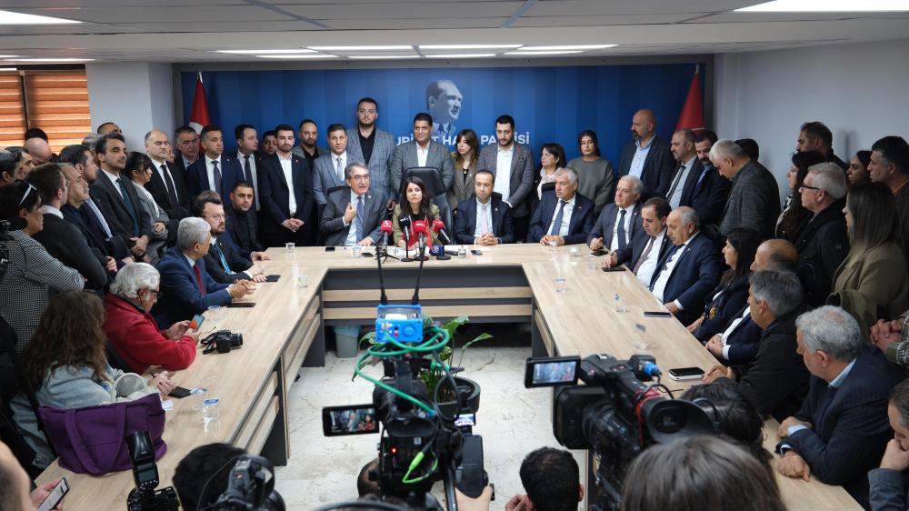 CHP EKONOMİ EKİBİ ADANA’DA İNCELEMELERDE BULUNDU