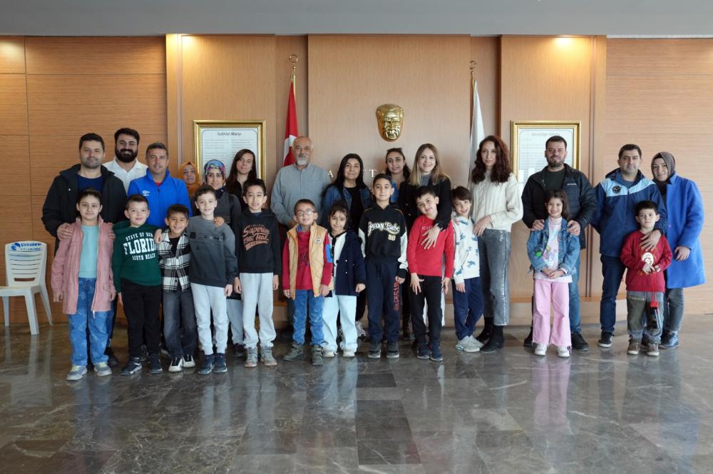 ÇUKUROVA BELEDİYESİ’NDEN ÇOCUKLARA TEKNOLOJİ EĞİTİMİ