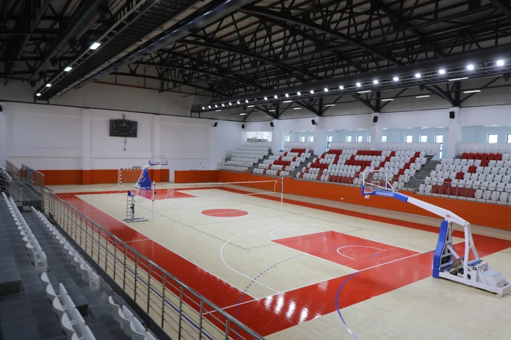 HBB'DEN ARSUZ'A 1000 KİŞİLİK MODERN SPOR SALONU